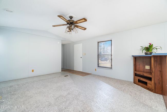 484 Gales Creek Rd, House other with 2 bedrooms, 2 bathrooms and null parking in Newport NC | Image 7