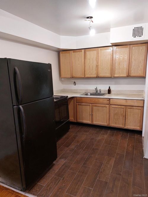 2-3030 71st St, East Elmhurst, NY, 11370-1413 | Card Image