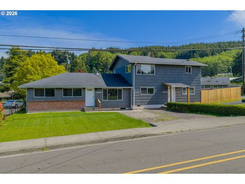 2970 Longwood Dr, Reedsport, OR, 97467-1708 | Card Image