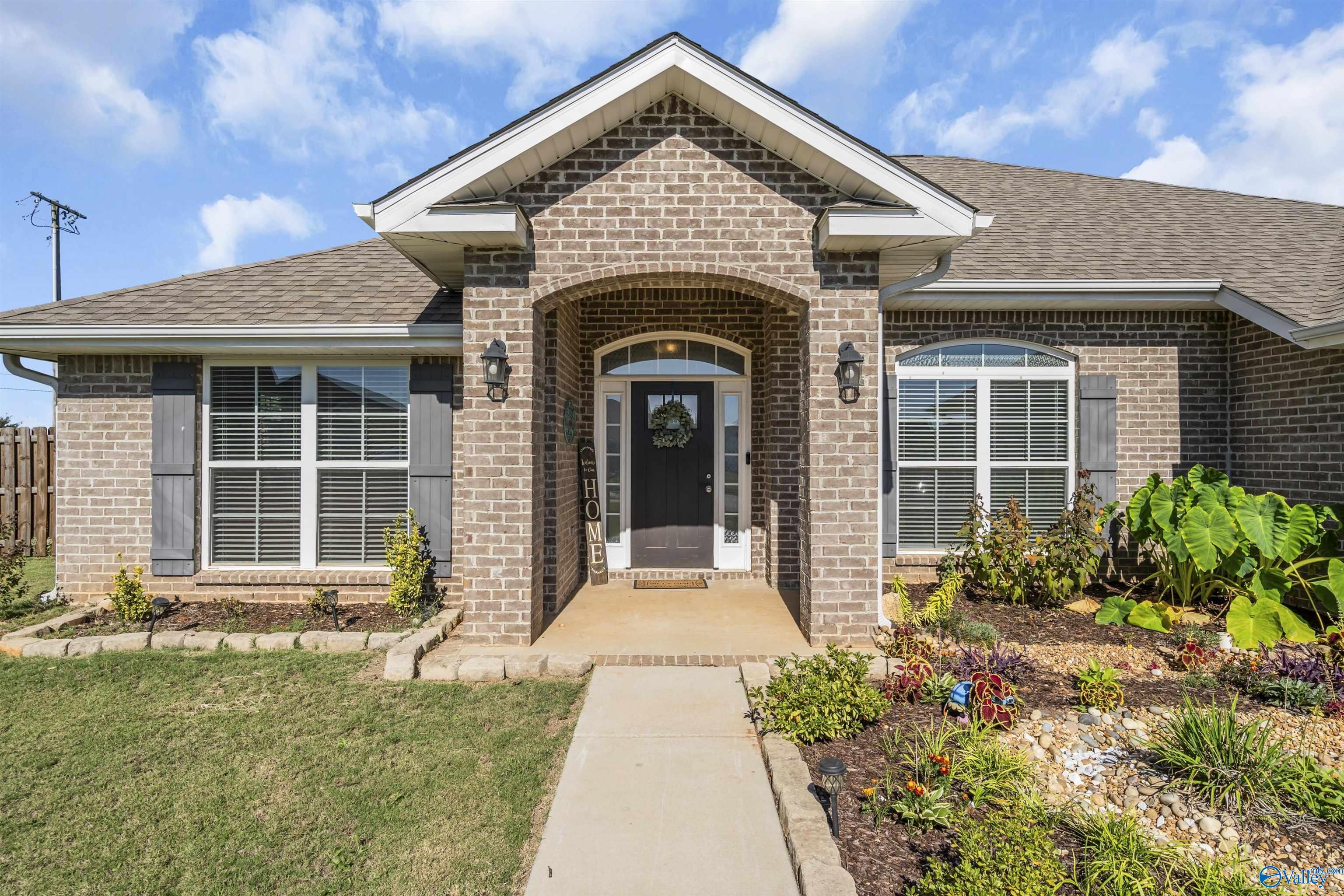 Nicholson Dr, Harvest, AL 35749