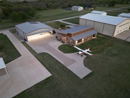 15659 Cessna Rd, Justin, TX, 76247-6640 | Card Image