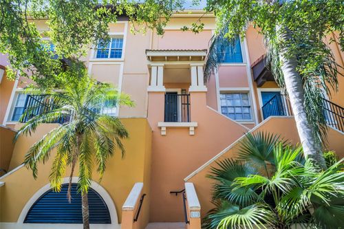 apt-132-100 4th Ave S, ST PETERSBURG, FL, 33701-4362 | Card Image