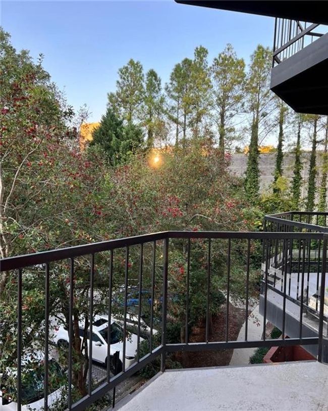 306 - 2840 Peachtree Hollow Ct, Condo with 1 bedrooms, 1 bathrooms and 2 parking in Atlanta GA | Image 11