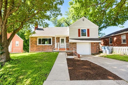 738 Bond Ave, Collinsville, IL, 62234-2505 | Card Image