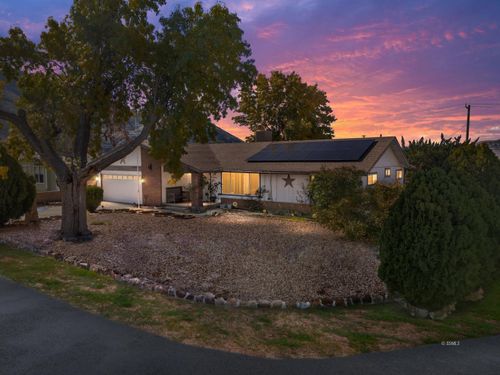 8021 Worthington St, Onyx, CA, 93255-8025 | Card Image