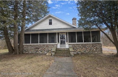 55 Payn Ave, Chatham, NY, 12037-1428 | Card Image