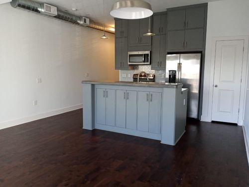 ste-204-1011 Studemont St, Houston, TX, 77007-6412 | Card Image