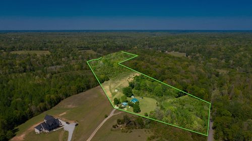 881 Coaling Rd, Charlotte, TN, 37036-5115 | Card Image