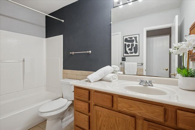 8621 Hunters Trace Ln, Townhouse with 2 bedrooms, 2 bathrooms and null parking in Plano TX | Image 19