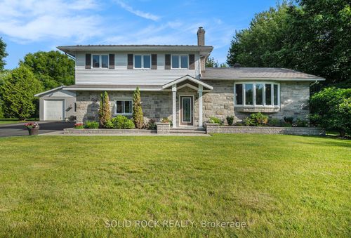 2278 Russland Rd, Russell, ON, K0A3H0 | Card Image