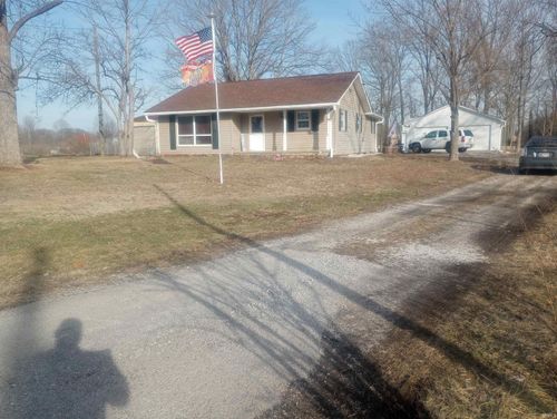 11542 N County Road 200 E, Farmersburg, IN, 47850-8089 | Card Image