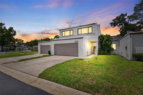 4203 Fairway Run, TAMPA, FL, 33618-8641 | Card Image
