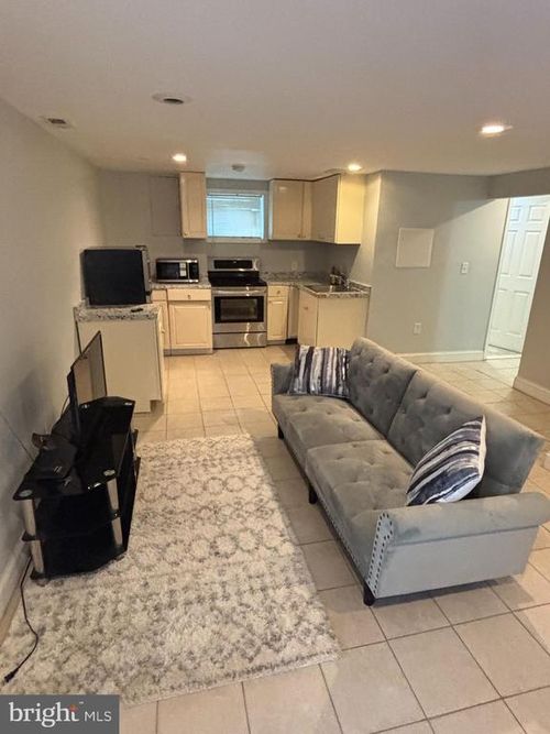 4001 Echodale Ave, BALTIMORE, MD, 21206-4161 | Card Image