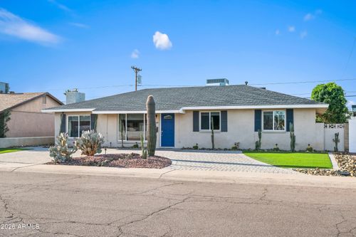 8249 E Hubbell St, Scottsdale, AZ, 85257-2828 | Card Image