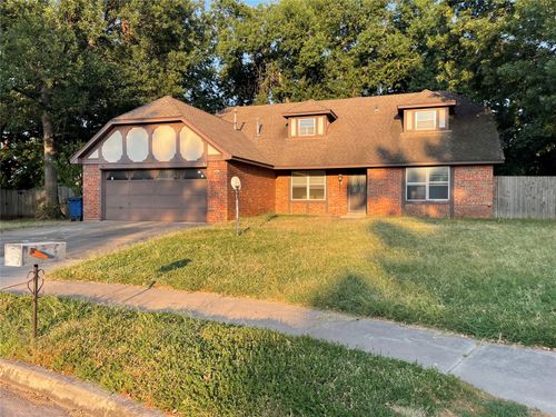 5017 S 71st East Ave, Tulsa, OK, 74145-5931 | Card Image