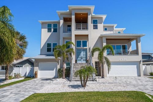 6976 S Shore Dr S, SOUTH PASADENA, FL, 33707-4603 | Card Image