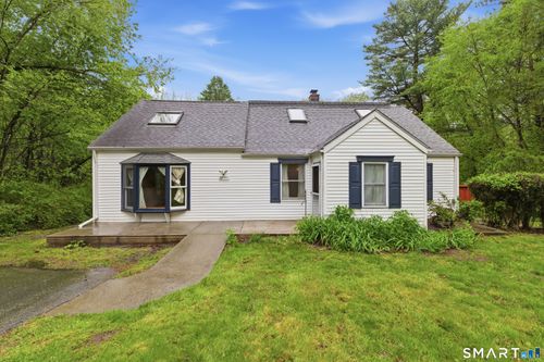 37 N Wawecus Hill Rd, Norwich, CT, 06360-4048 | Card Image