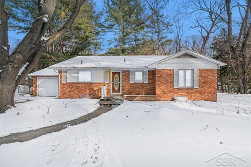 532 N Costley Dr, Midland, MI, 48640-8611 | Card Image