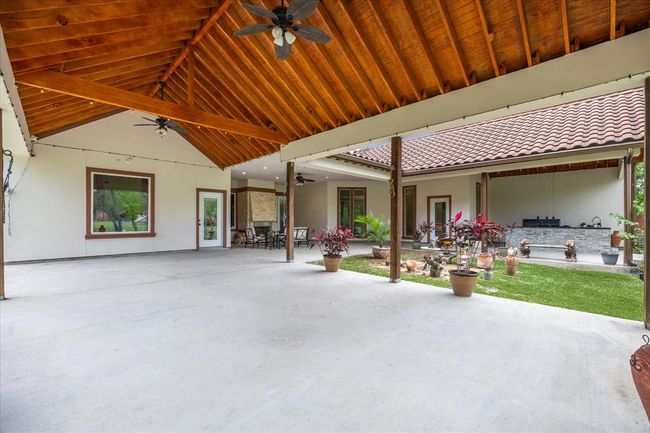 8917 Hawk Rd, House other with 5 bedrooms, 5 bathrooms and 2 parking in Pearland TX | Image 31