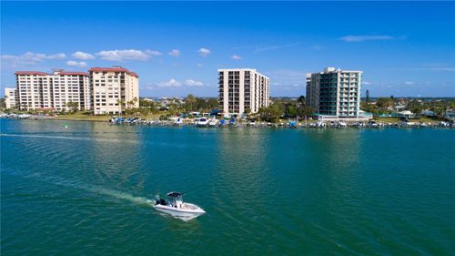 511-690 Island Way, CLEARWATER BEACH, FL, 33767-1927 | Card Image