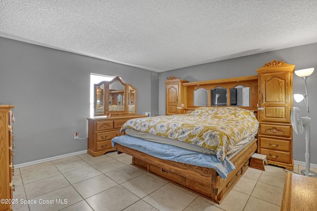 938 Jettie St Ne, House other with 3 bedrooms, 2 bathrooms and null parking in Palm Bay FL | Image 18