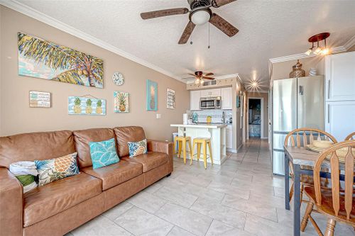 9322-6300 Seawall Blvd, Galveston, TX, 77551-2219 | Card Image