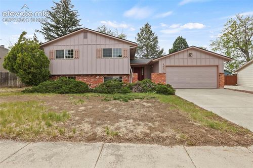 5427 Saddle Horn Ave, Colorado Springs, CO, 80915-2437 | Card Image