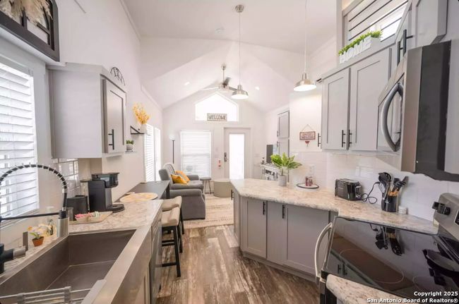114 - 5386 Ranch Road 1376, House other with 2 bedrooms, 1 bathrooms and null parking in Fredericksburg TX | Image 11