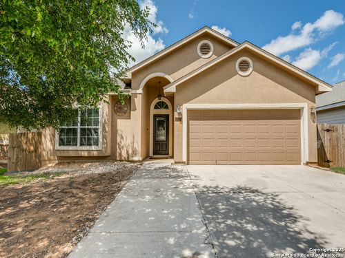 14411 Corral Ct, Elmendorf, TX, 78112-9800 | Card Image
