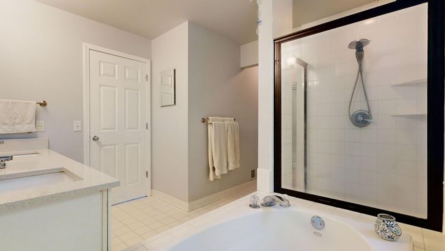 649 Akehurst Ln, House other with 5 bedrooms, 5 bathrooms and null parking in White Lake MI | Image 70