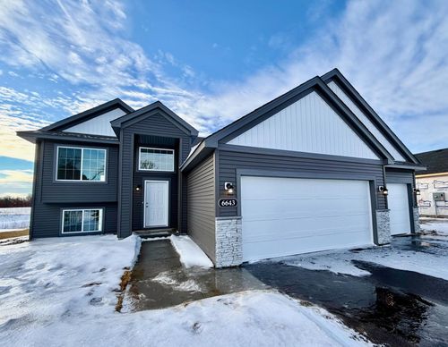 6643 Granby St, North Branch, MN, 55056-6005 | Card Image