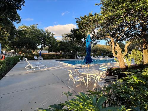 203-907 Cypress Ter, Pompano Beach, FL, 33069-4010 | Card Image