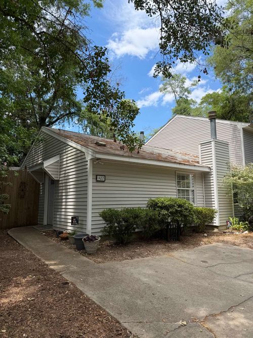1422 Live Oak Dr, TALLAHASSEE, FL, 32301-4942 | Card Image