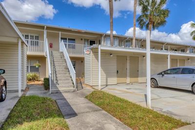 202 - 811 Waterside Drive, Condo with 2 bedrooms, 2 bathrooms and null parking in VENICE FL | Image 3