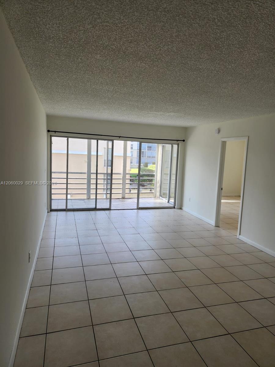 Residential Lease in Pembroke Pines 5