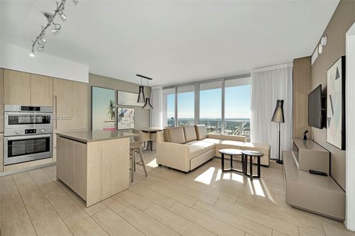 t3706-4010 S Ocean Dr, Hollywood, FL, 33019-3063 | Card Image