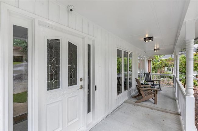 630 Buttercup Trce, House other with 7 bedrooms, 5 bathrooms and null parking in Alpharetta GA | Image 16