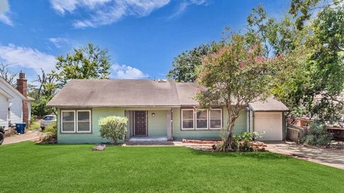 1528 W Day St, Denison, TX, 75020-5207 | Card Image