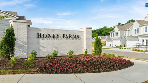 1704 Manuka Ln, Columbia, TN, 38401 | Card Image