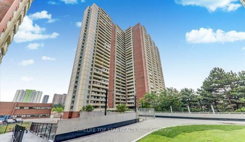 1806-5 Massey Sq, East York, ON, M4C5L6 | Card Image