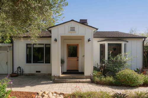 3141 Calle Fresno, SANTA BARBARA, CA, 93105-2772 | Card Image