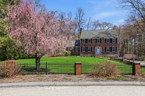 76 Tucker Farm Road, North Andover, MA, 01845 | Card Image