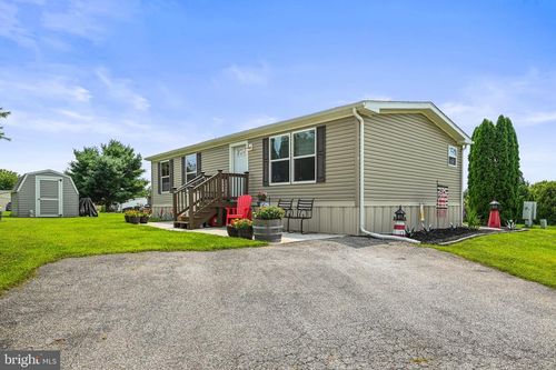 67-701 Cassel Rd, MANCHESTER, PA, 17345-9795 | Card Image