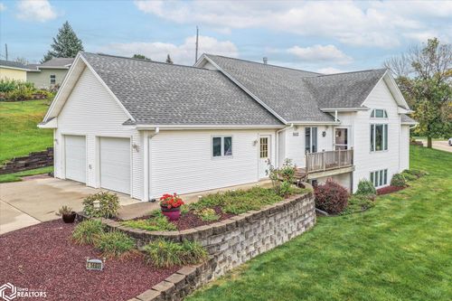 1403 Eaton St, Dunlap, IA, 51529-1558 | Card Image