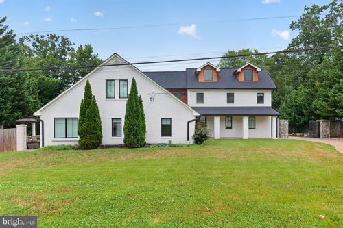 7818 Leland Rd, MANASSAS, VA, 20111-1945 | Card Image