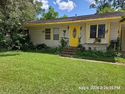 827 W Grolee St, Opelousas, LA, 70570-3509 | Card Image