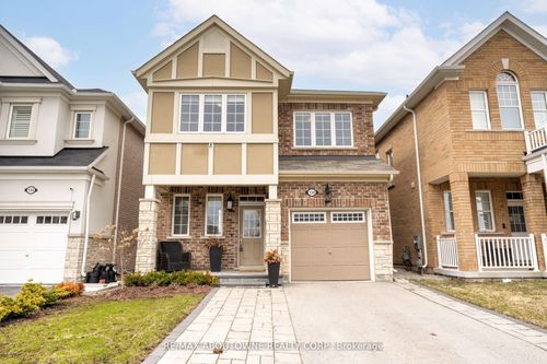 130 Stillwater Cres, Hamilton, ON, L8B1V6 | Card Image