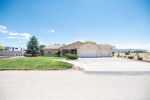 1713 Northhills Blvd, Grants, NM, 87020-3911 | Card Image