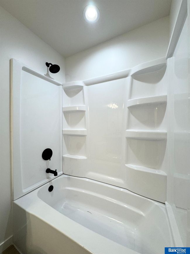 959 S Columbia Ave, House other with 3 bedrooms, 2 bathrooms and 2 parking in Seward NE | Image 16