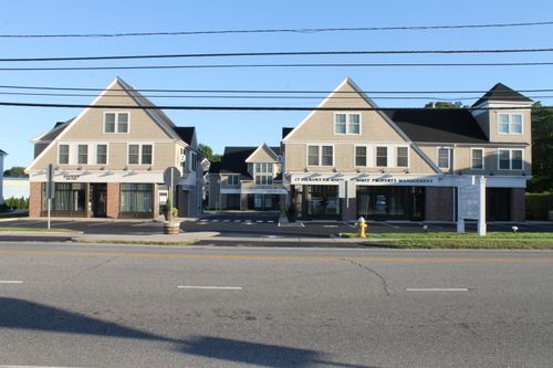 323-67 W Main St, Clinton, CT, 06413-1642 | Card Image